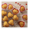  12 db Szív alakú szilikon muffin forma, cupcake forma, 12 db díszített pálcika