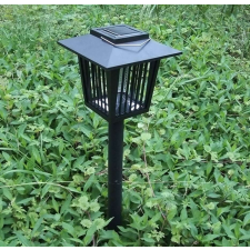  2 az 1-ben napelemes szúnyog- és rovarirtó kerti lámpa elektromos állatriasztó