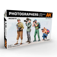 AK-interactive AK INTERACTIVE 1/35 Fényképészek készlet figura modell kiegészítő makett