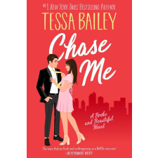 Avon Books Chase Me (Broke and Beautiful Series, Book 1) regény