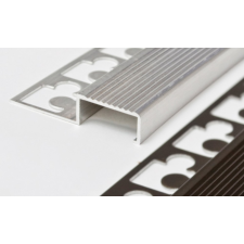 AVProfil AV Lépcsőszegély szögletes ezüst 10x2700 mm eloxált alumínium lépcsőprofil élvédő, sín, szegélyelem