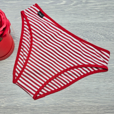 Barones bikini fazonú pamut női bugyi piros-fehér keskeny csíkos L női alsó