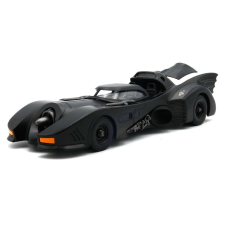  Batman &quot;Batmobile&quot; 1989 1:24 Figurával makett