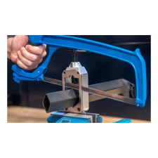 BBB BTL-189 MultiTube fűrész vezető satu szerszám (csővágó) villanyak és nyeregcső vágáshoz kerékpár és kerékpáros felszerelés