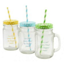  Bögre szívószállal tányér és evőeszköz