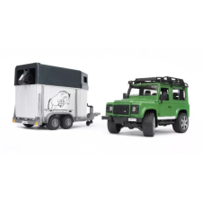 Bruder : Land Rover Defender terepjáró lószállító és lófigura szett autóalkatrész