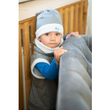  Bundás téli csomós sapka, flíz, sötétszürke-fehér babasapka, sál