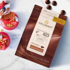 Callebaut Tejcsokoládé 823&#039; pasztillák, 33,5% Callebaut - 500 g csokoládé és édesség