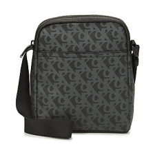 Calvin Klein Jeans Kistáskák MATTE AOP REPORTER 18 Fekete Egy méret kézitáska és bőrönd