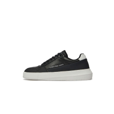 Calvin Klein Sportcipő Calvin Klein farmer Chunky Cupsole Low Lth In Sat YM0YM00873 41 EU Fekete | Fehér