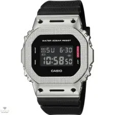 Casio G-Shock G-Steel férfi óra - GM-5600M-1ER karóra