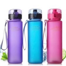 Casno 560ml-es szivárgásbiztos BPA mentes kulacs szürke színben kulacs, kulacstartó