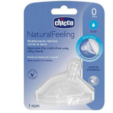 Chicco Natural Feeling ferde etetőcumi, 0m+ (1db) etetőcumi