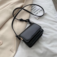  Crossbody táska, Szabadidős női táska - Fekete kézitáska és bőrönd