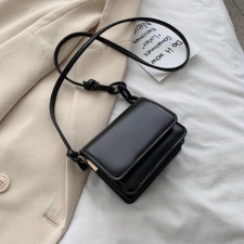 Crossbody táska, Szabadidős női táska - Fekete kézitáska és bőrönd