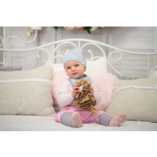  Csomós sapka kétrétegű, kispöttyös, szürke babasapka, sál