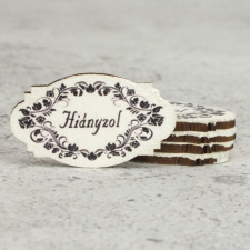 DC Nyomtatott fa tábla &quot;Hiányzol&quot; 4,4cm x 2,9cm dekorációs kellék