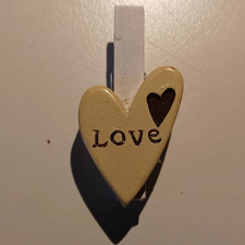 DD Mini csipeszek öröm/szeretet, 4,5cm szeretet dekorációs kellék