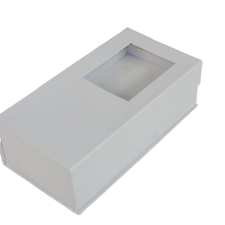  Doboz nyitható ablakos tetővel fehér M8,5x28x14cm dekorációs kellék