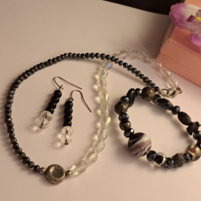  Édesvízi gyöngy és kristály. Modern elegancia. nyaklánc + fülbevaló + karkötő ékszer szett