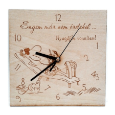 Egyedi gravírozott falióra készítés ajándéktárgy