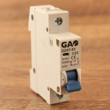 EverFlourish Hungary Kft. Kismegszakító 1P C 20A 4,5kA villanyszerelés