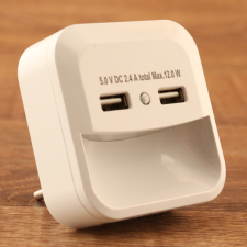 EverFlourish Hungary Kft. LED éjszakai fény dupla USB töltő aljzattal - GAO 29470102 világítás