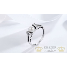  Ezüst gyűrű strasszal és gyönggyel, 8-as méret gyűrű