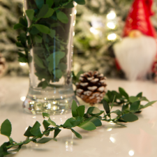 Family Karácsonyi dekoráció - zöld girland - 2,5 m karácsonyi dekoráció