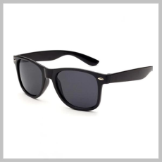  Fekete Wayfarer Klasszikus Napszemüveg – OK283