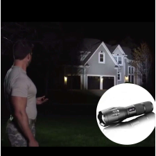  Fémházas zoomos LED elemlámpa elemlámpa