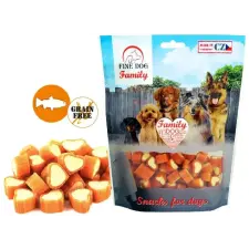 Fine Dog family lososová srdíčka 200 g jutalomfalat kutyáknak