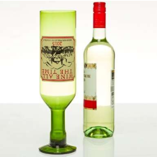  Fordított borosüveg - pohár üdítős pohár
