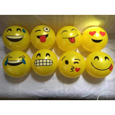  Gumilabda mosolygós mintával 22 cm kerti játék