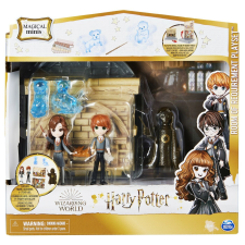 HARRY POTTER VARÁZSLÓVILÁG VARÁZSLATOS MINISZETT 2 FIGURA RON WISLEAY ÉS HERMIONE GRANGER játékfigura
