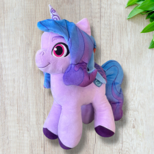Hasbro My Little Pony - Izzy plüssfigura