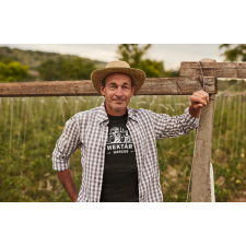  Hektár harcos Férfi fekete póló egyedi ajándék