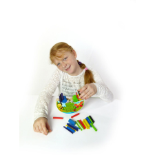 Hess készségfejlesztő fa egyensúlyozós játék hengerekkel kreatív és készségfejlesztő