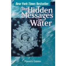  Hidden Messages In Water – Emoto Masaru idegen nyelvű könyv