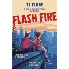 Hodder &amp; Stoughton Flash Fire | T J Klune egyéb könyv