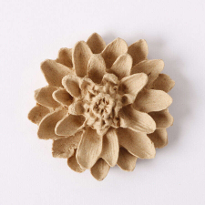  Hőre lágyuló fa díszítőelem - Virág 4*6cm 43393 dekorációs kellék