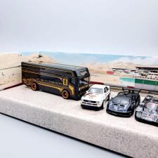 Hot Wheels Track Day Premium Set 1:64 Hot Wheels autópálya és játékautó