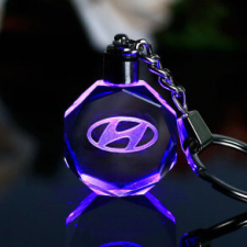  Hyundai világító kulcstartó &#8211; lézergravírozott kulcstartó