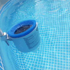 Intex Belógatható úszó fölöző medence kiegészítő
