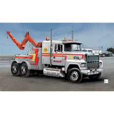 Italeri 3825 U. S. Vontató kamion műanyag modell (1:24) (MI-3825) autópálya és játékautó