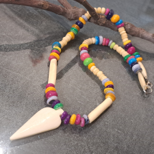  Jamaicai gyöngyház és csont nyakék. Életérzés. nyaklánc