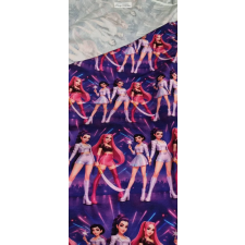  K pop  Huntrix lila kardos jersey rövidáru
