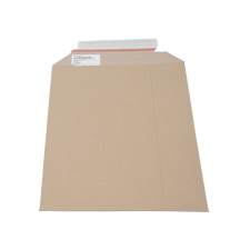 Karton csomagküldő boríték 229x324 mm boríték
