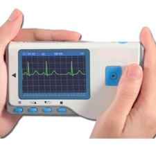 Kézi EKG monitor színes kijelzővel CARDIO-B + szoftver betegápolási kellék