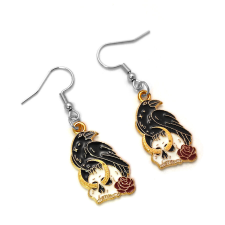  Koponyás-hollós fülbevaló ezüst színű akasztóval fülbevaló